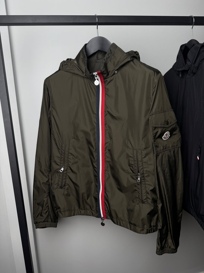 Moncler Lightweight Jacket (fit M)